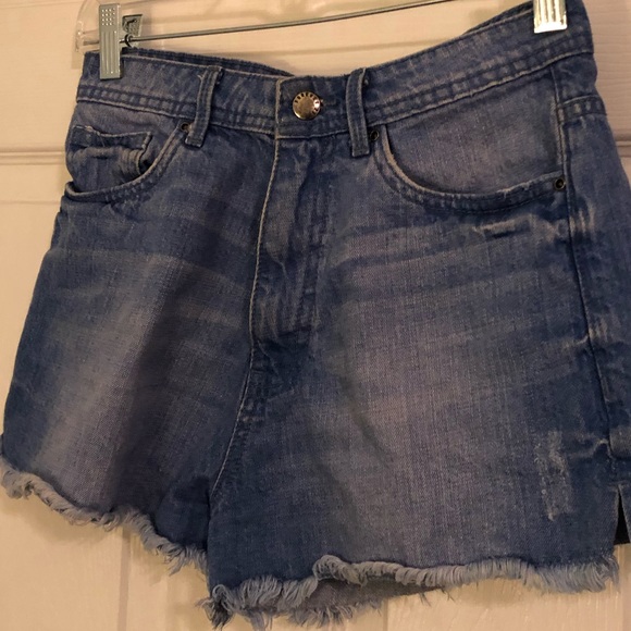 Forever 21 Pants - Jean shorts